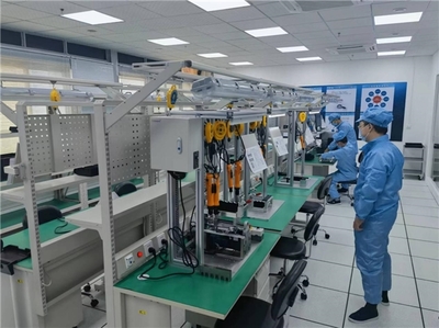 復(fù)睿智行董事長(zhǎng)王立普亮相柳州車聯(lián)網(wǎng)產(chǎn)業(yè)大會(huì) 以車路協(xié)同為引擎，驅(qū)動(dòng)自動(dòng)駕駛商業(yè)化加速落地